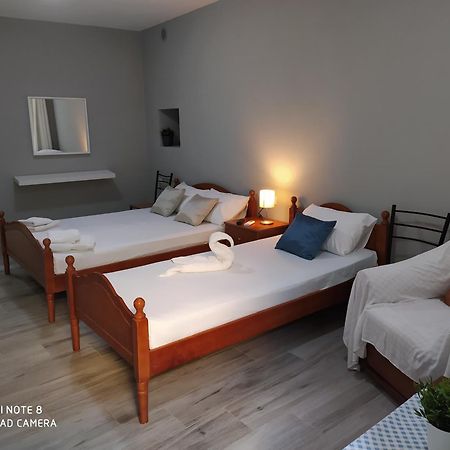 Brb Rooms Himarë Habitación foto