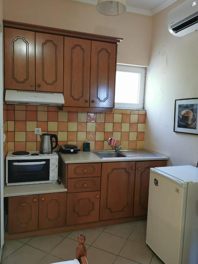 Brb Rooms Himarë Exterior foto