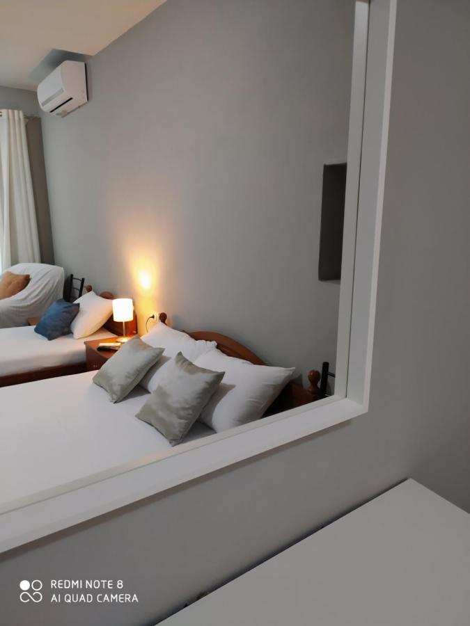 Brb Rooms Himarë Habitación foto