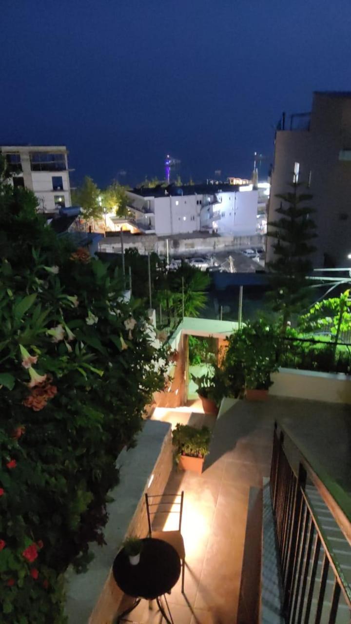 Brb Rooms Himarë Exterior foto