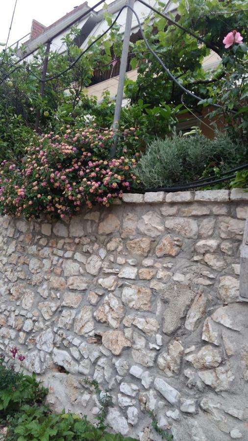 Brb Rooms Himarë Exterior foto