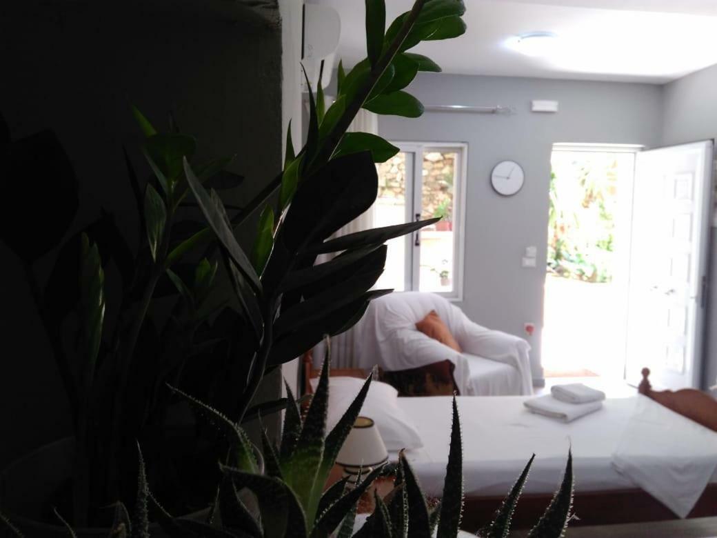 Brb Rooms Himarë Exterior foto